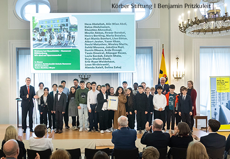 Preisverleihung Geschichtswettbewerb des Bundespräsidenten 2023, Preisträger Klasse 5b der Leonore-Goldschmidt-Schule in Hannover