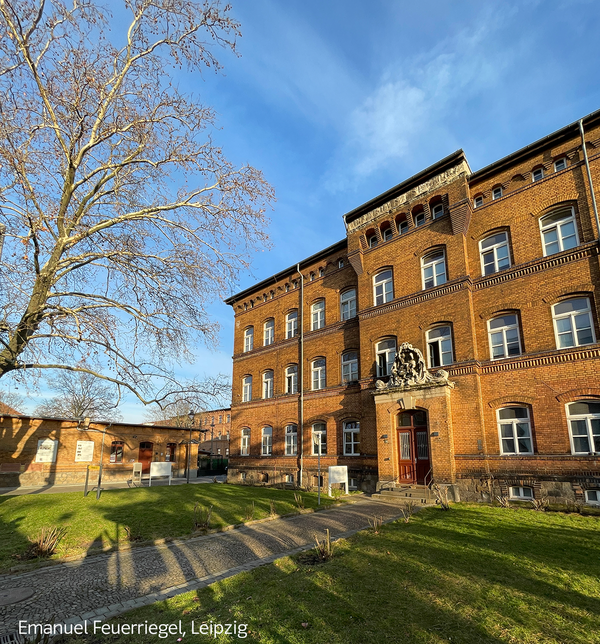Beitrag_mBN_Riebeckstrasse Hausansicht der Riebeckstraße 63 in Leipzig, ein Ort der institutionalisierten Ausgrenzung und Gewalt.