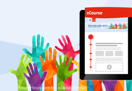 Screen des eCourse Demokratie aktiv auf Hintergrund mit Silhouette vieler Hände in unterschiedlichen Farben